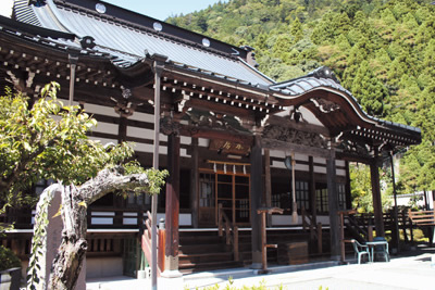 本堂
